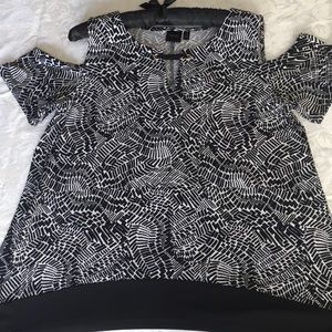 Rafaella short sleeve top